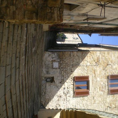 Apartament La Ruga Fiorita Monteverdi Marittimo Zewnętrze zdjęcie