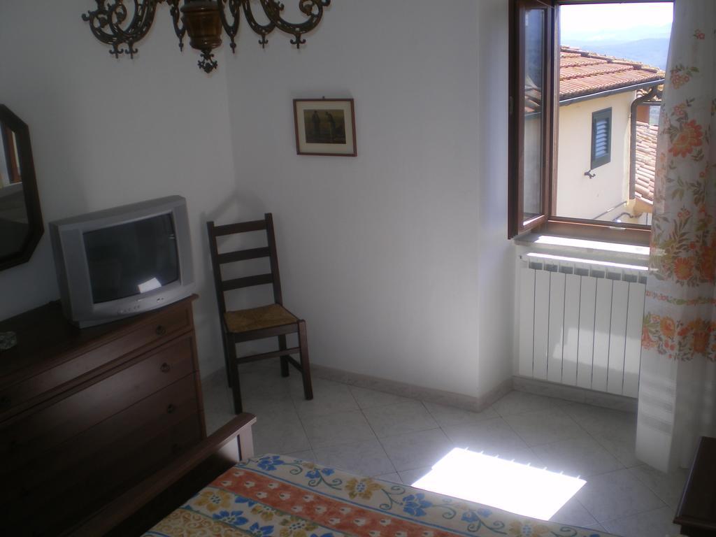 Apartament La Ruga Fiorita Monteverdi Marittimo Zewnętrze zdjęcie